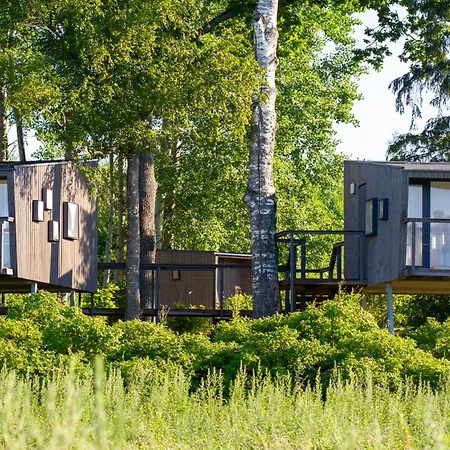 Mornamaa Puumaja Pesä 1 * Morna